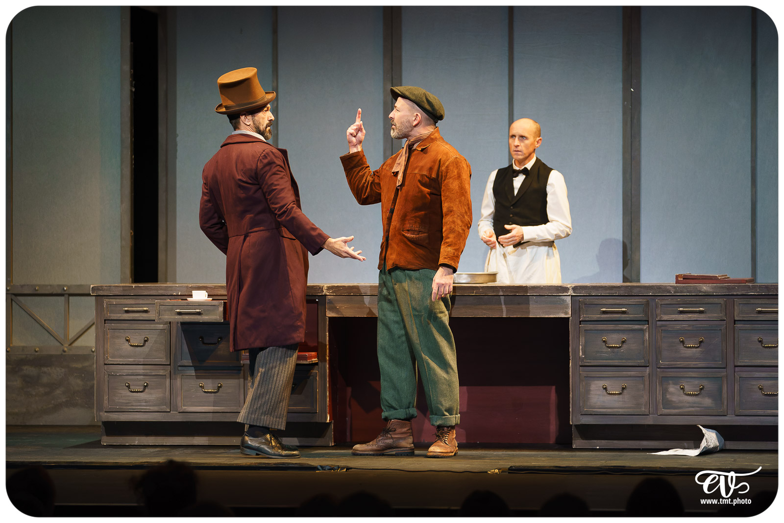 LES TÉMÉRAIRES (LE GRENIER DE BABOUCHKA)